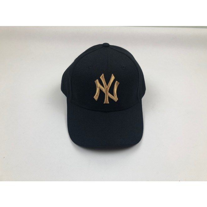Кепка бейсболка New York Yankees MLB (черная с золотым лого)